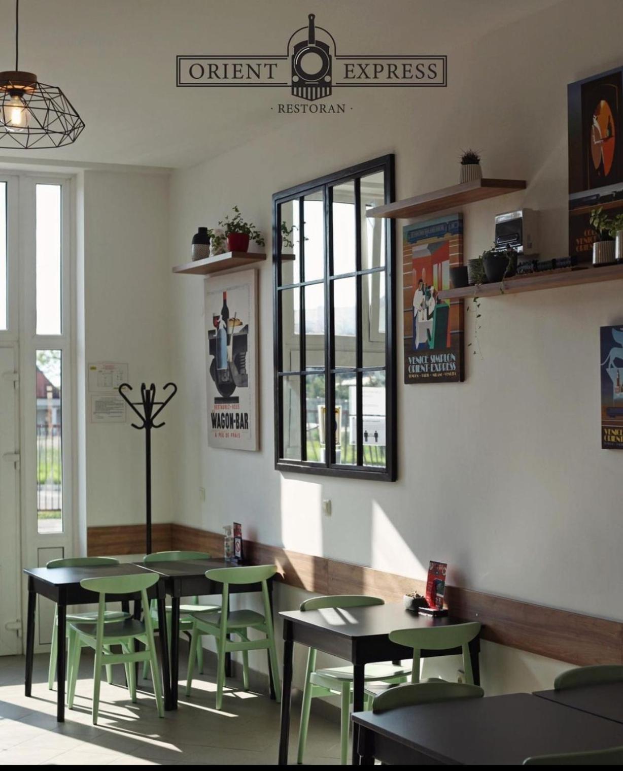 Orient Apartman Sremska Kamenica Ngoại thất bức ảnh