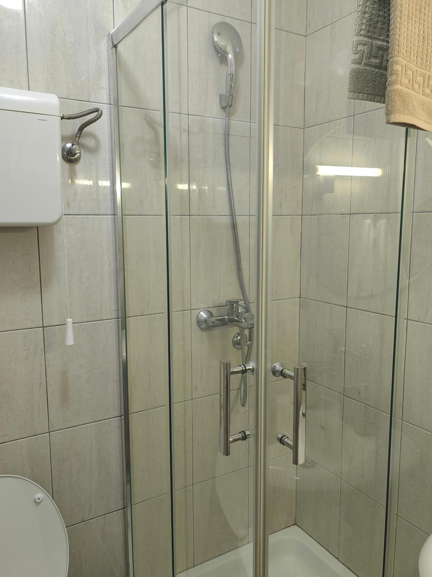 Orient Apartman Sremska Kamenica Ngoại thất bức ảnh